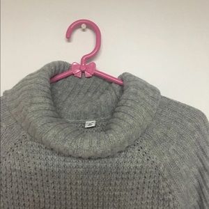 UNIQLO turtleneck sweater dress